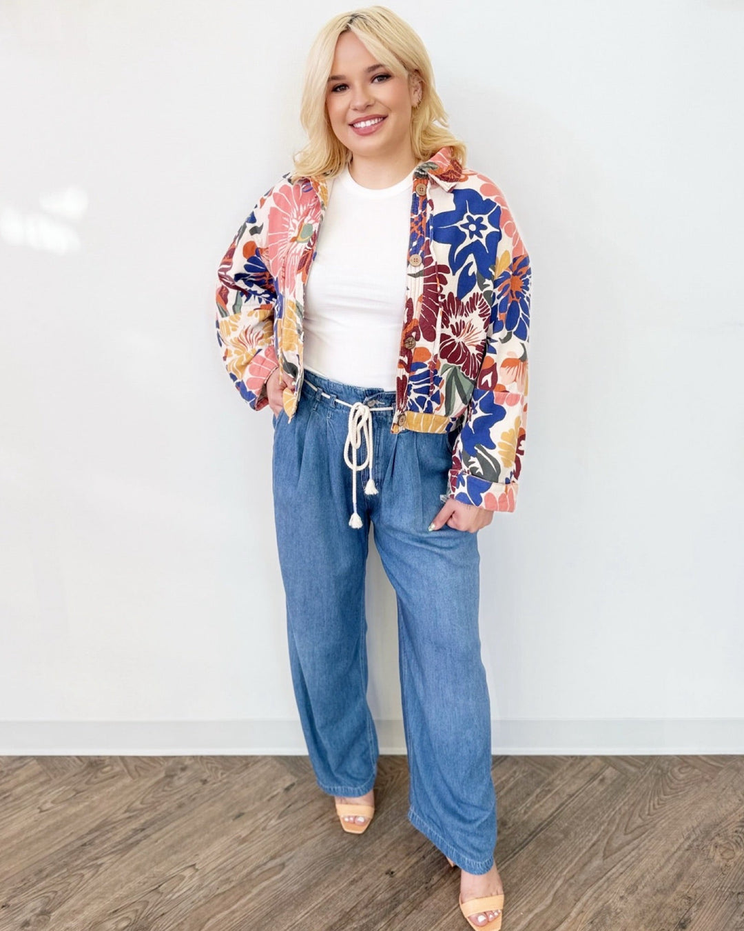 Arizona Cinched DenimJeans