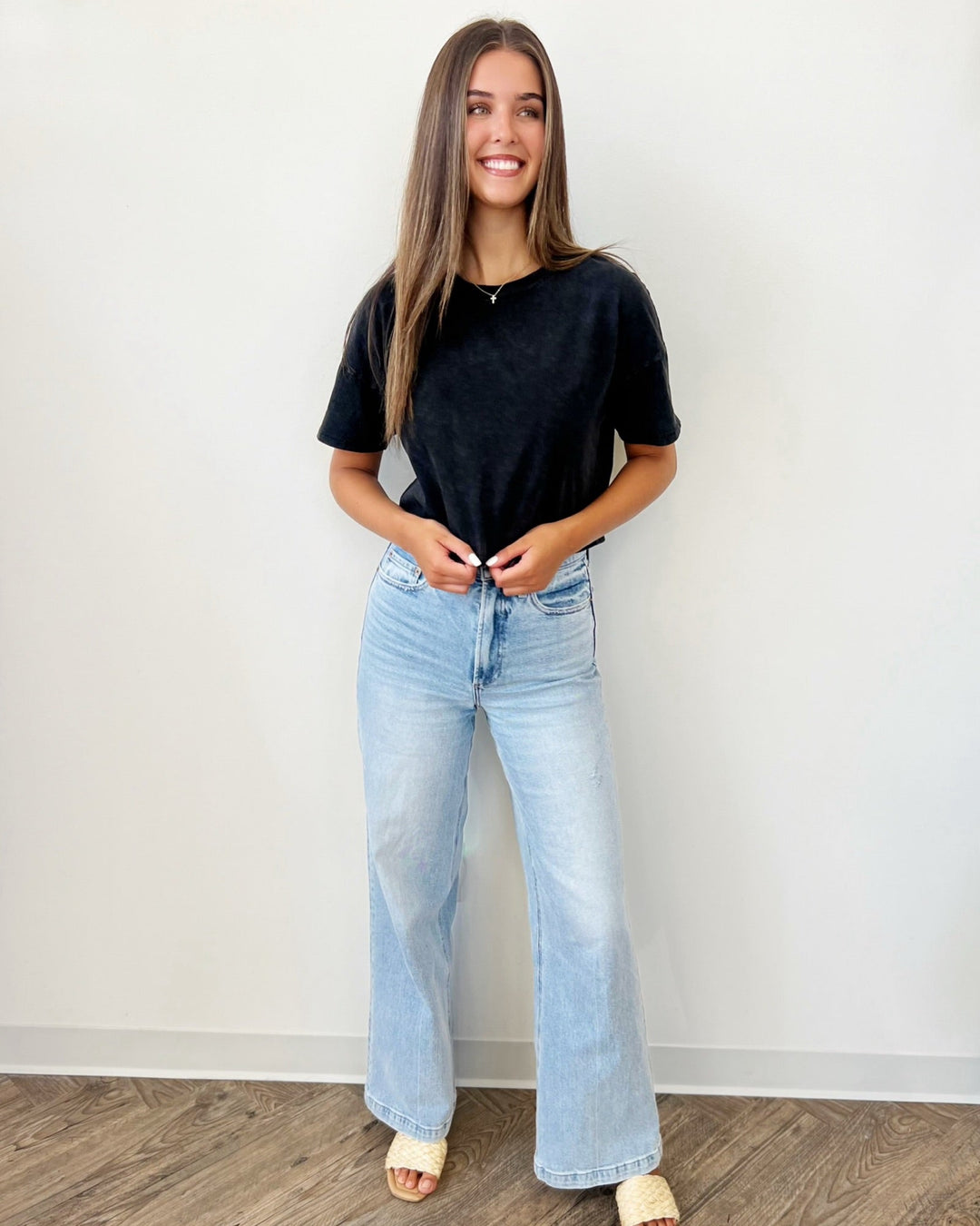 Alexa Cropped Teetee