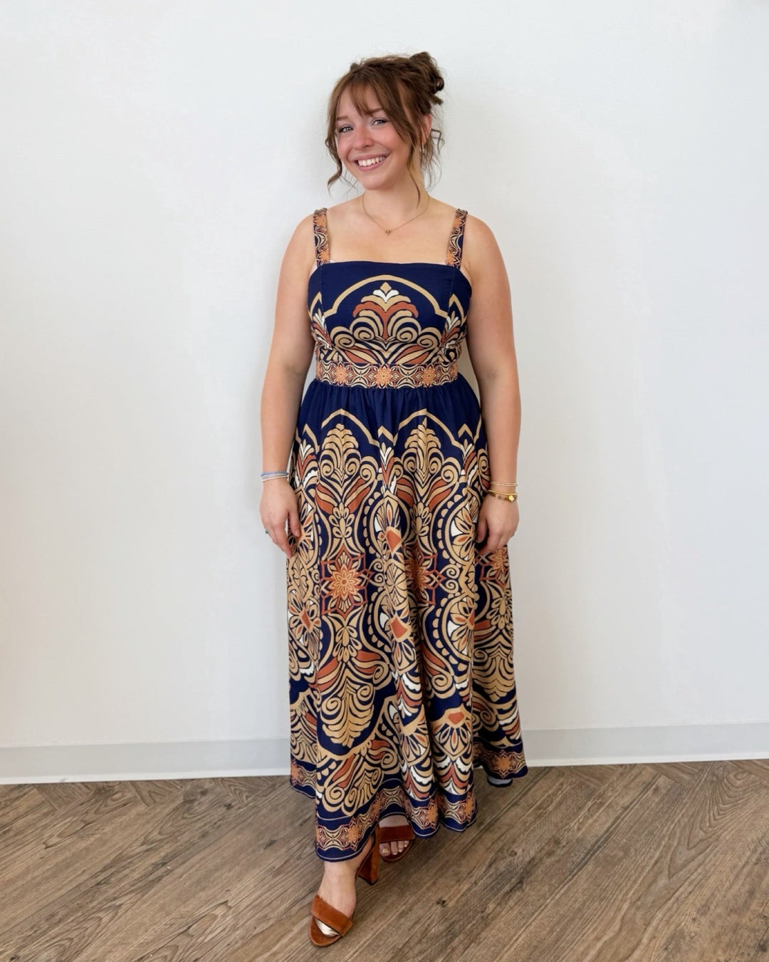 Avalon Midi Dressmaxi dressID22632