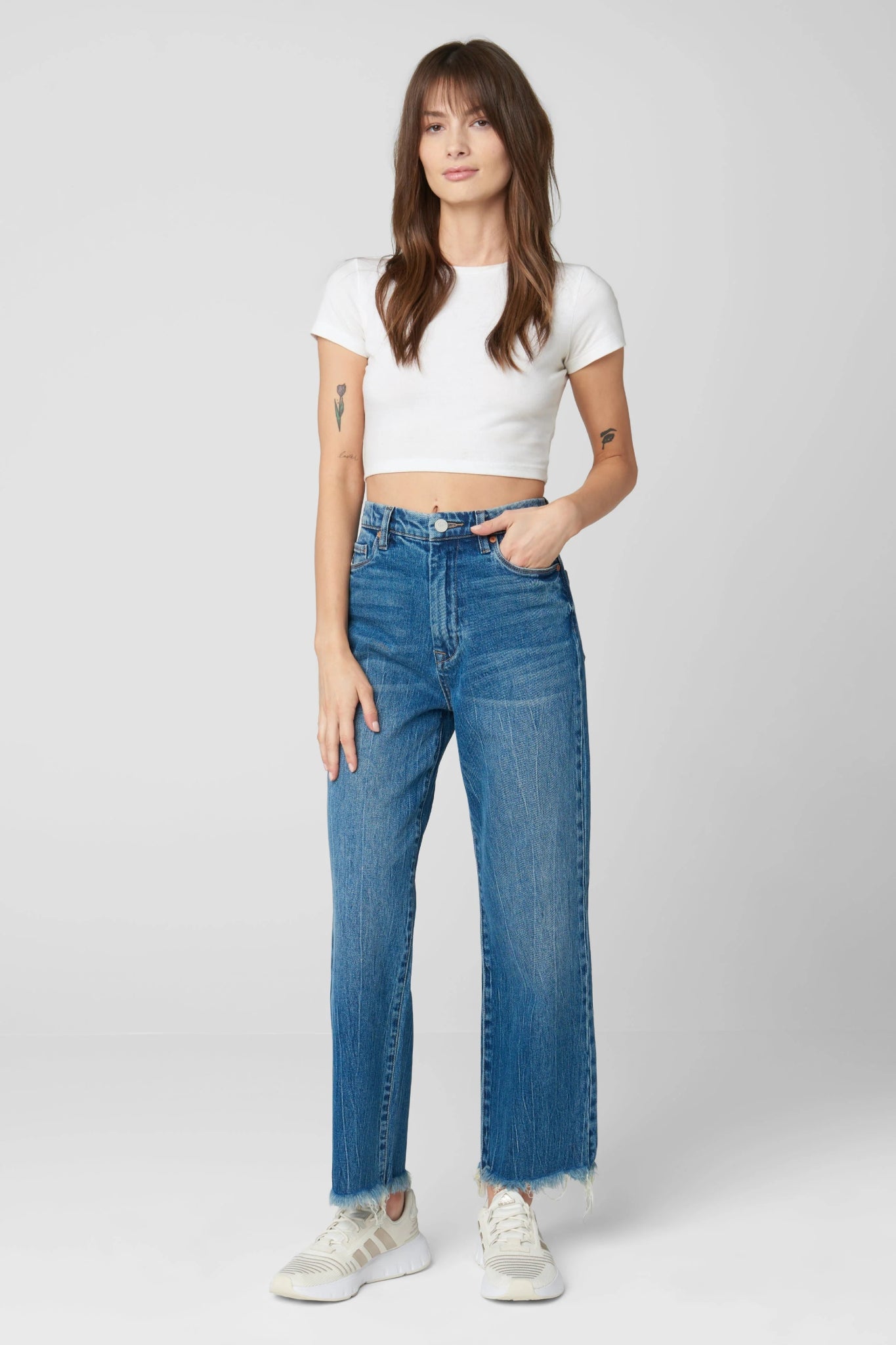 Blank NYC Baxter High Rise Straight Leg Denim in First Kissdenim