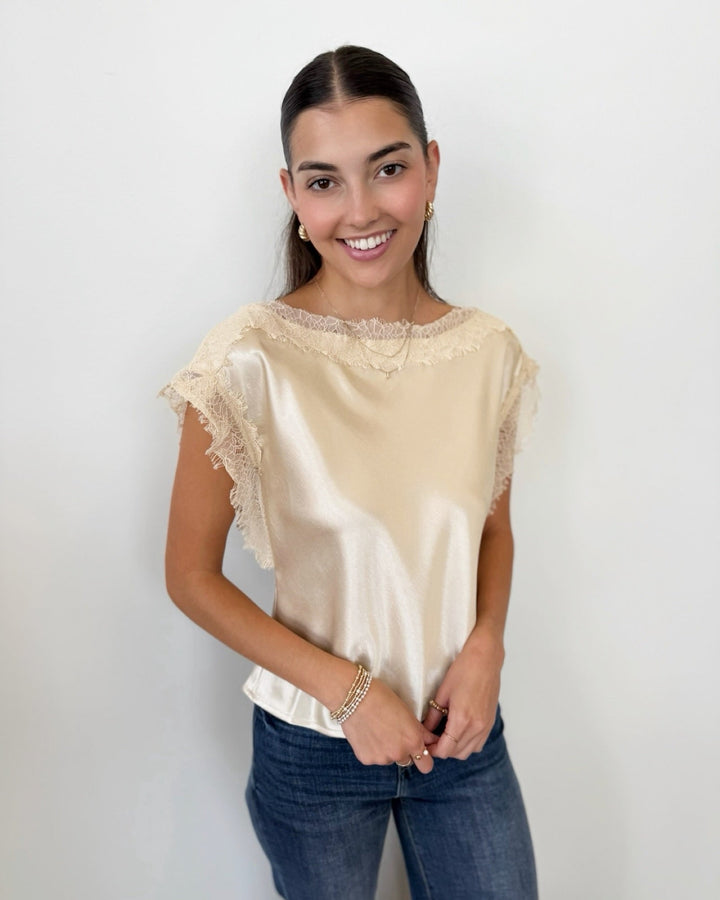 Chris Lace Trim Topshort sleeve top