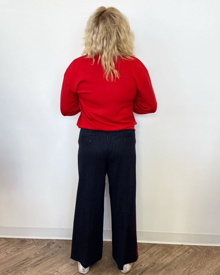 Comet Pleated Trouser with Side StripeLM7B13TL70