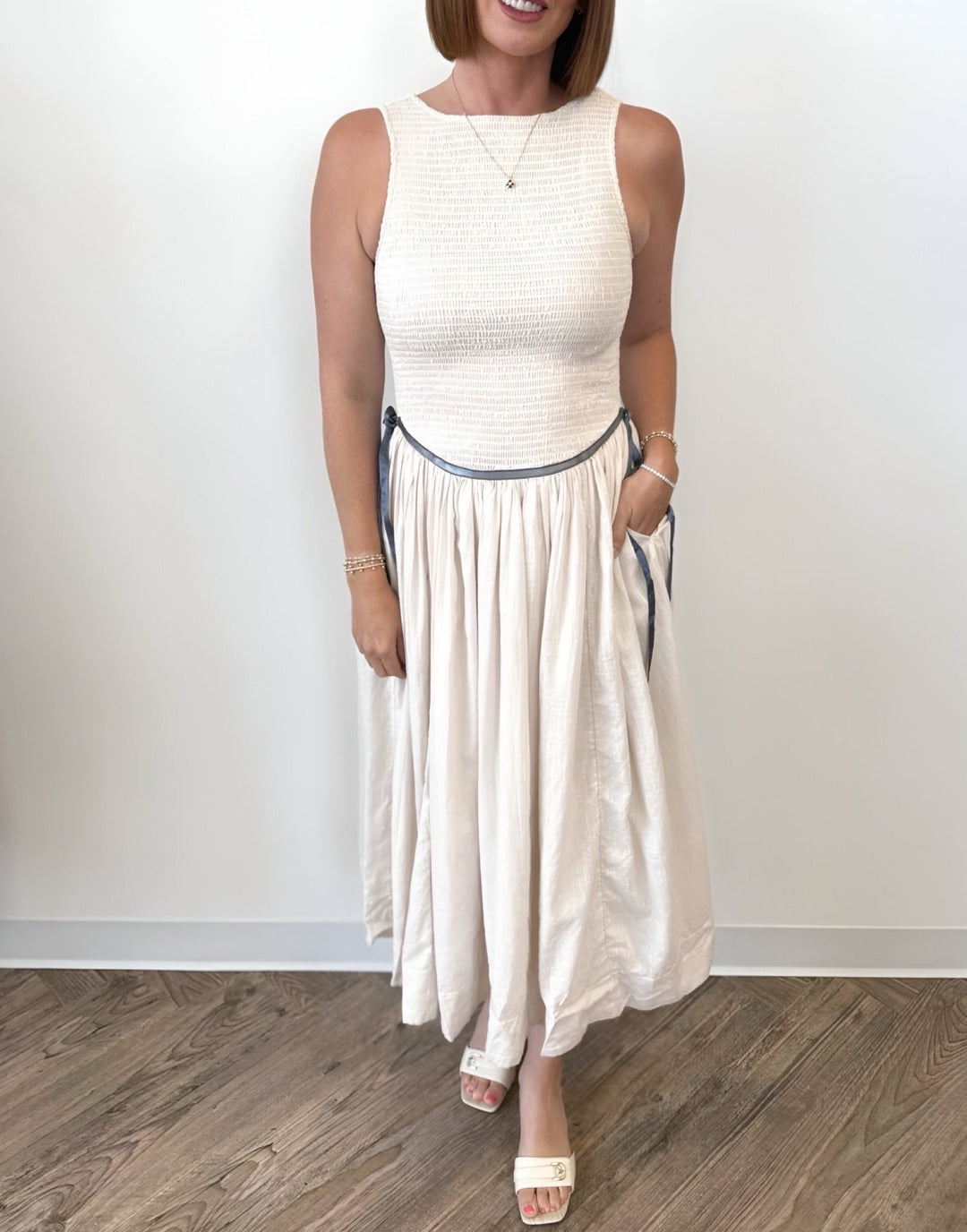 Danica Midi DressMidi Dress