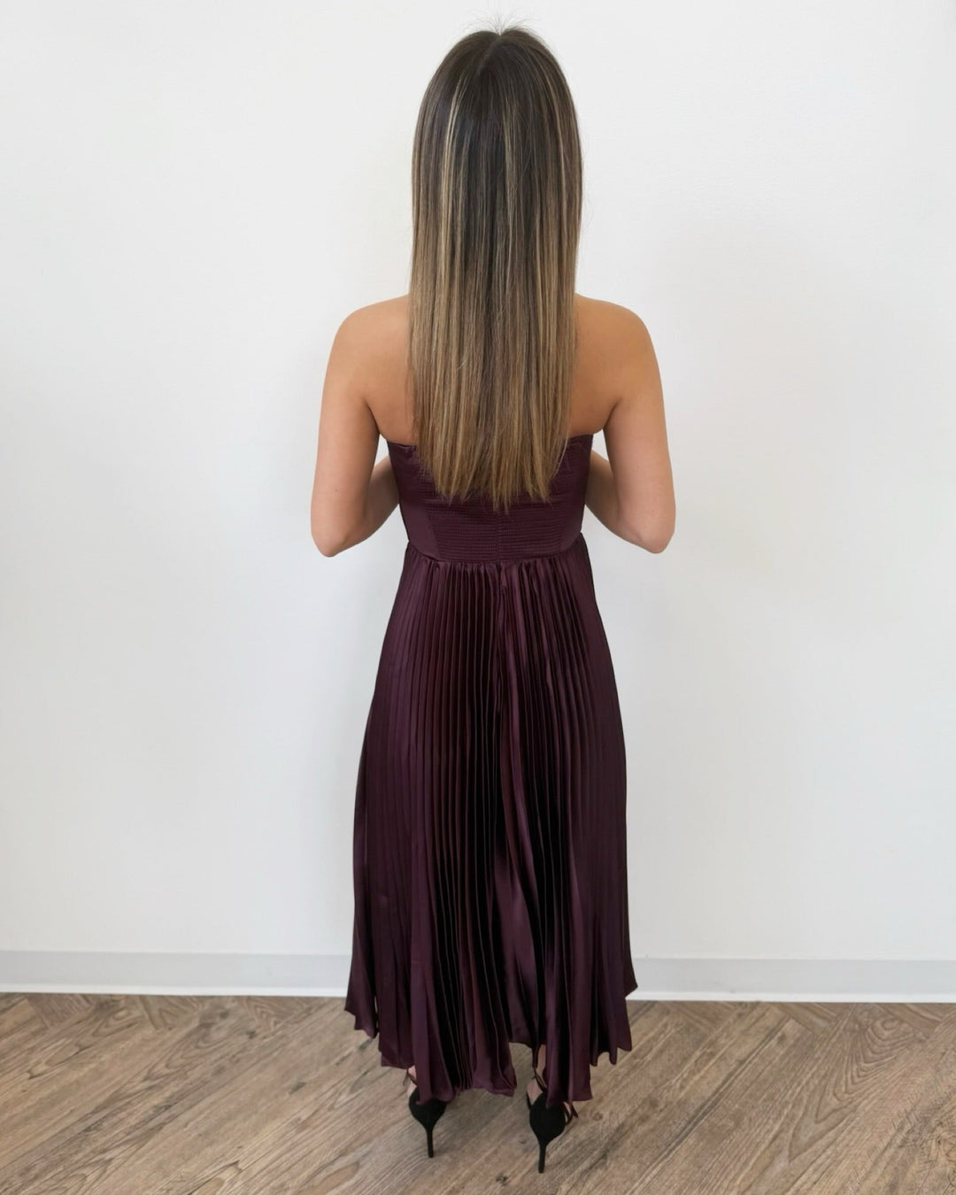 Deena Strapless Pleated Midi Dressdress