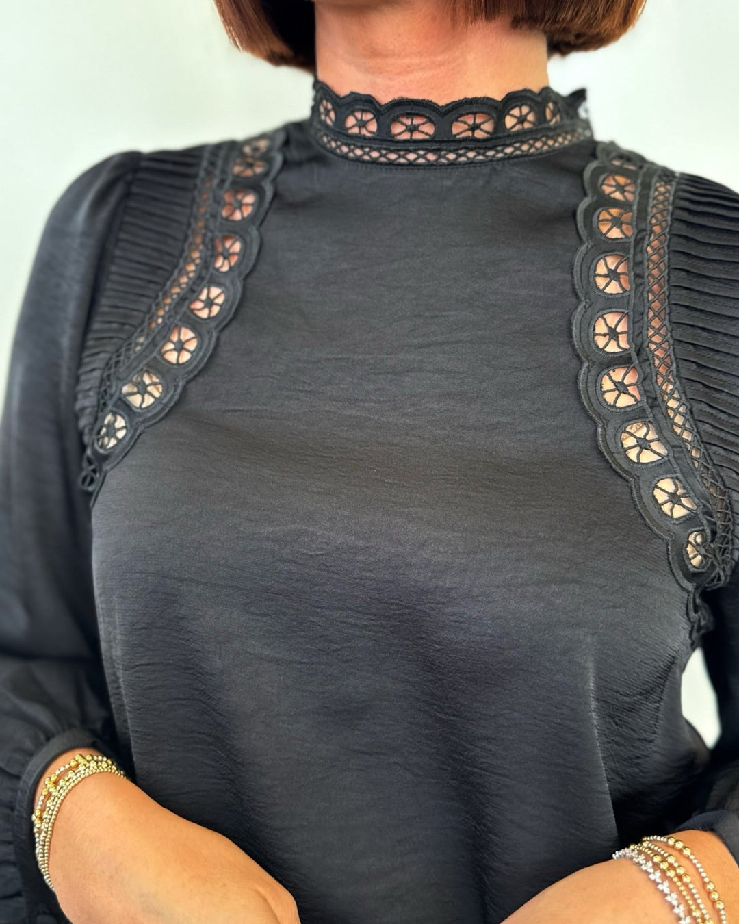 Devie Lace Embroidered TopTop