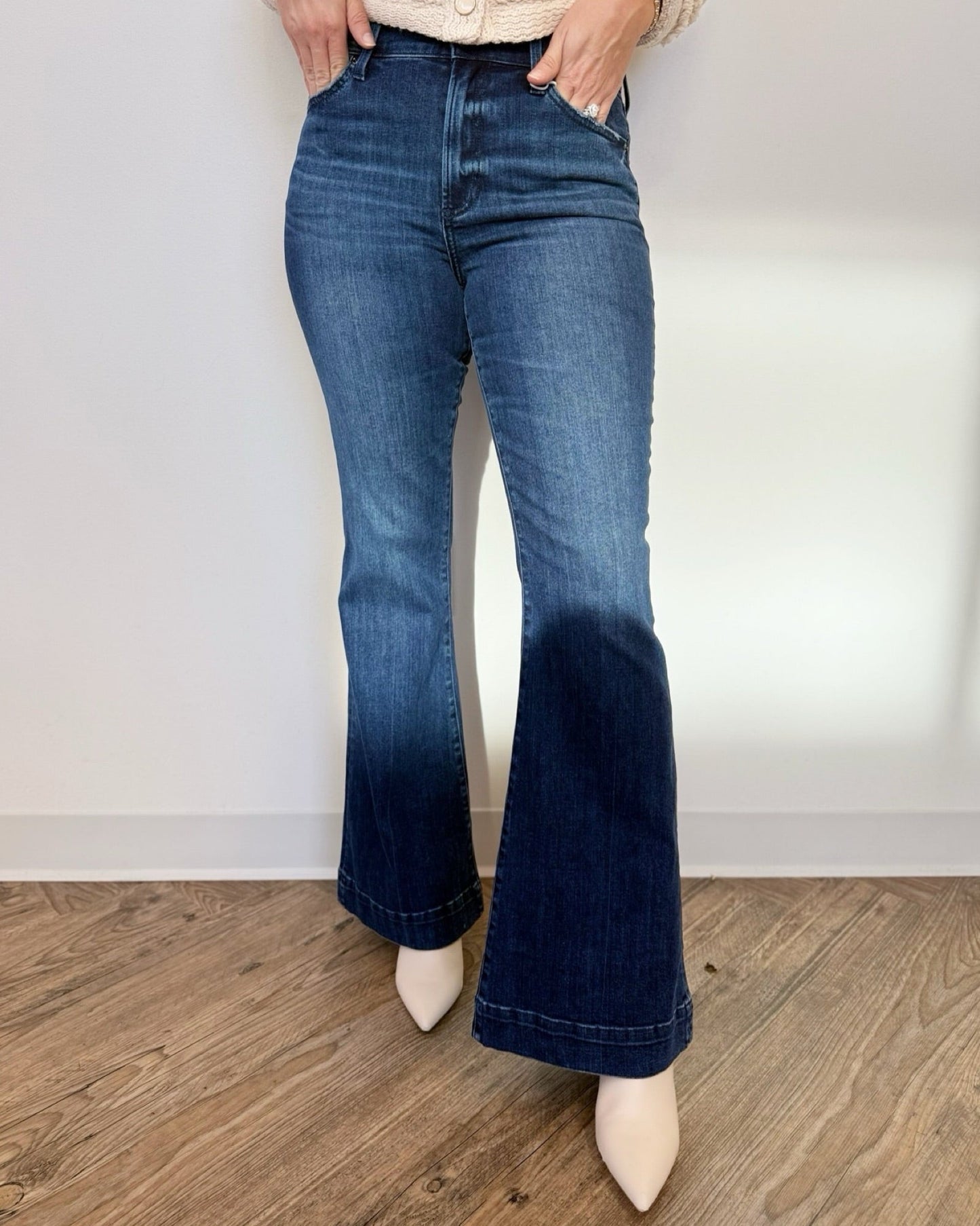 Ellison Mid Rise Ultra Flare Denimdenim