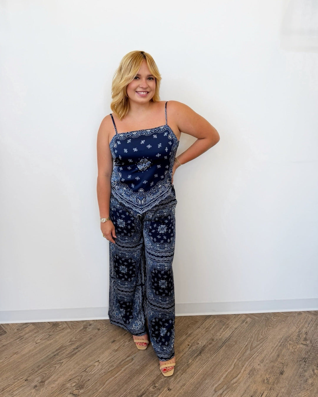 Ensley Bandana Printed Pantspull on pant