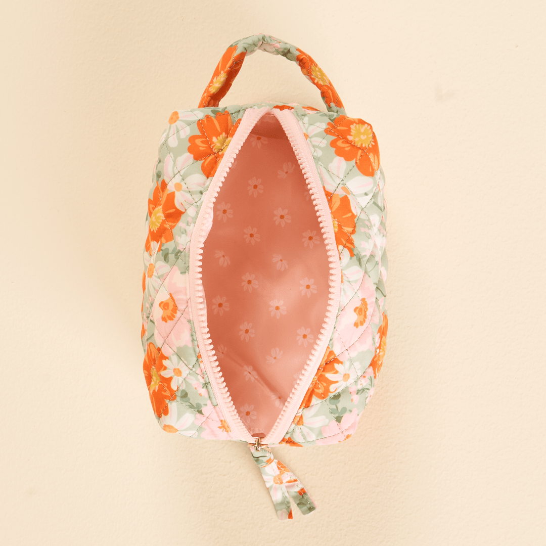 Essentials Quilted Cosmetic Pouch–Bouquet Beauty SageMY-QESSPCH-BBSG
