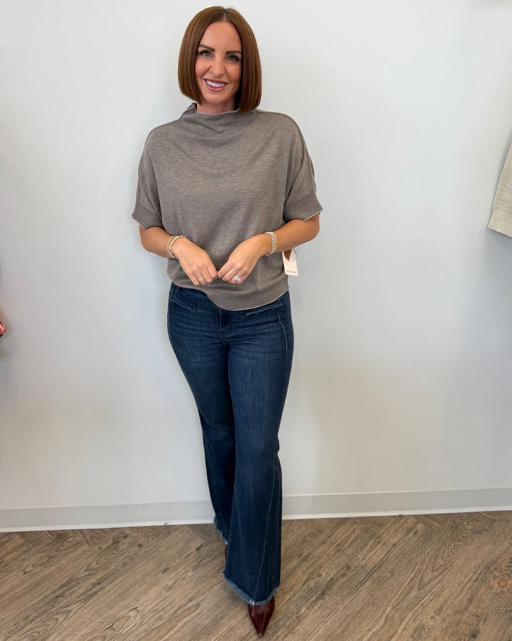 Fawn Short Sleeve SweaterSweater