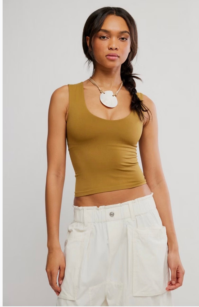 Free People Clean Lines Muscle Camicami