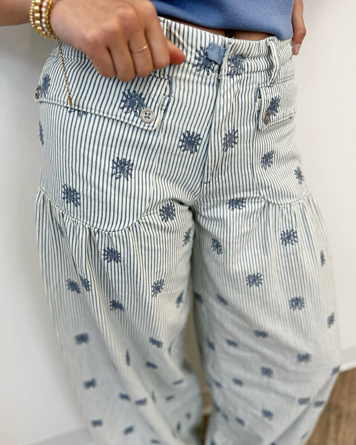 Free People Lotus Embroidered Railroad Balloon Jeansbarrel jeans
