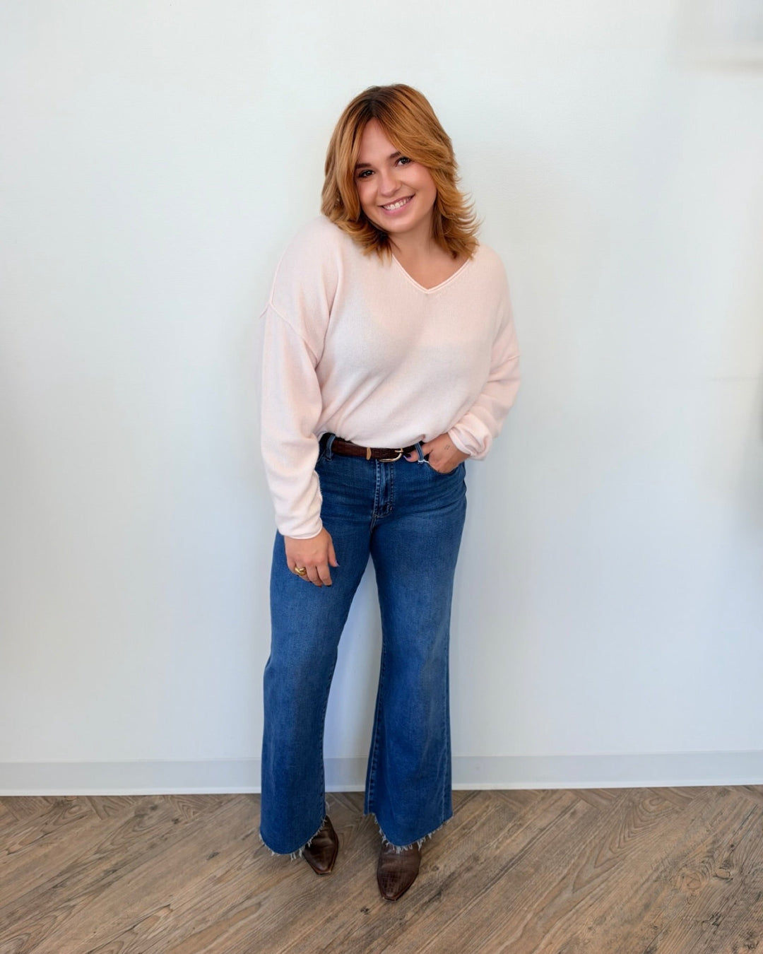 Free People See Me V-Neck Pulloverlong sleeve knit