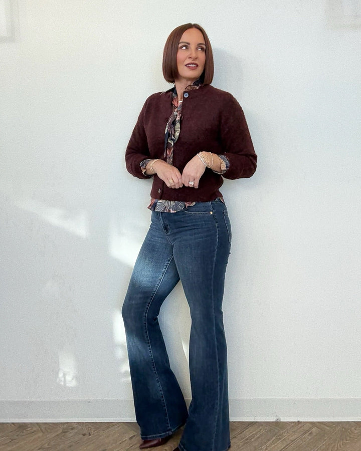 Fulton 34" Mid Rise Flare JeanLM4390FWA