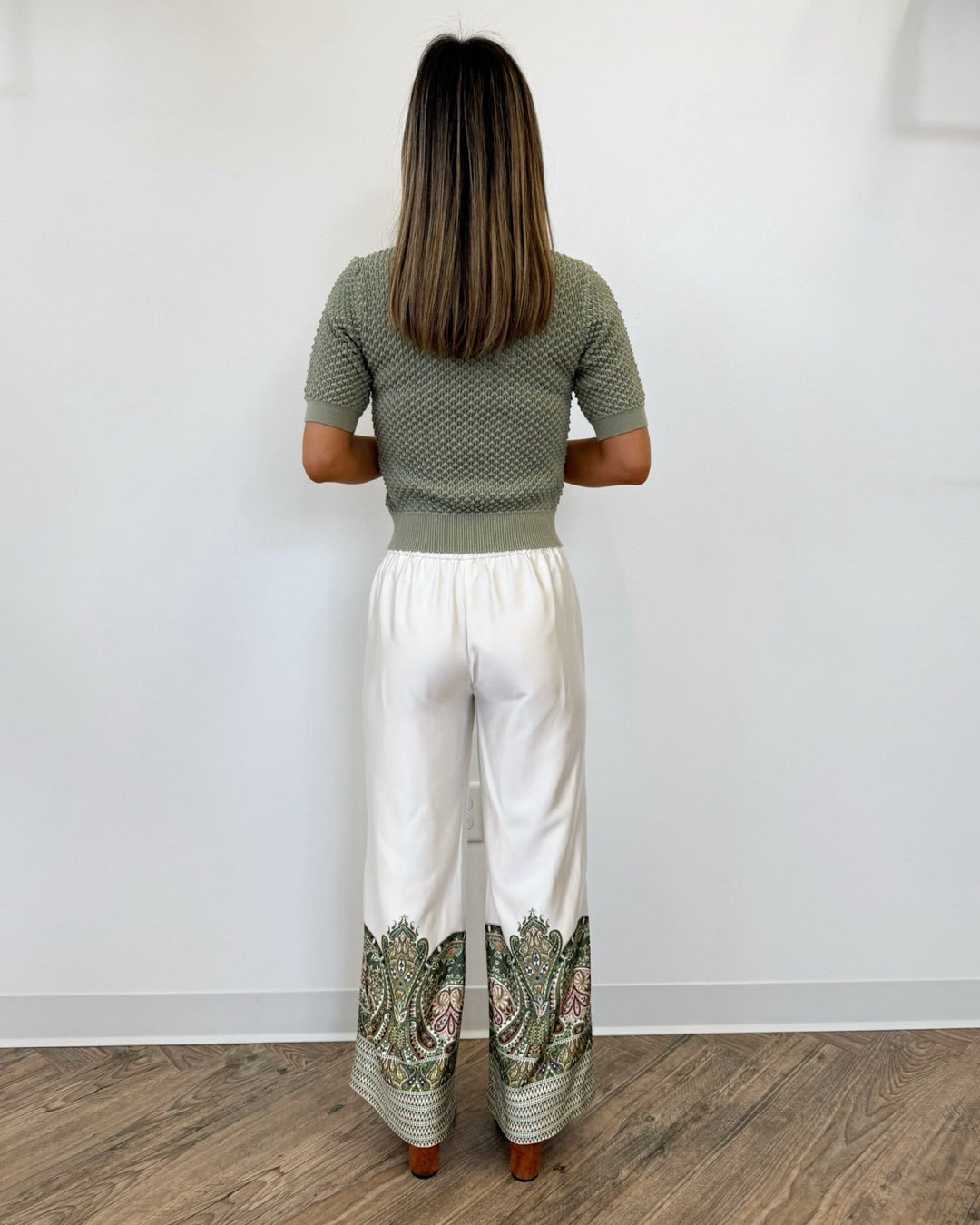 Gabriella Pull - On Flare PlantsFlare Pants