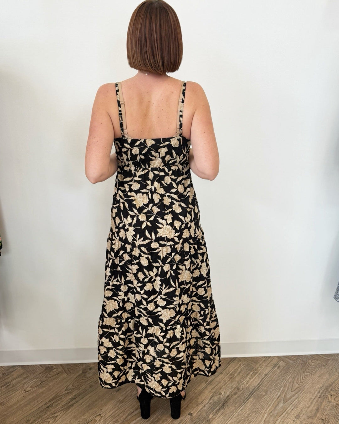 Gwendolyn Tiered Sleeveless Printed DressDresses