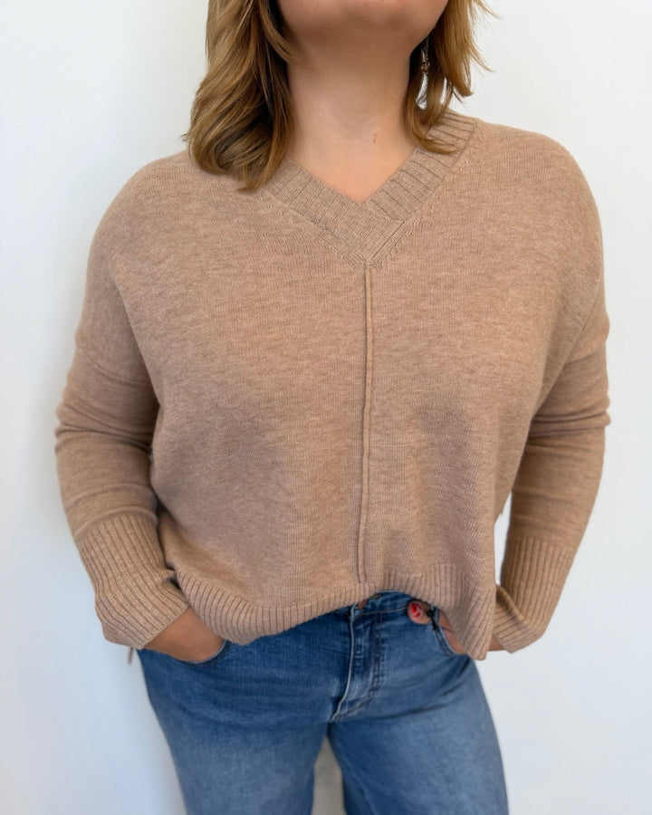 Gwyneth Sweaterlong sleeve knit
