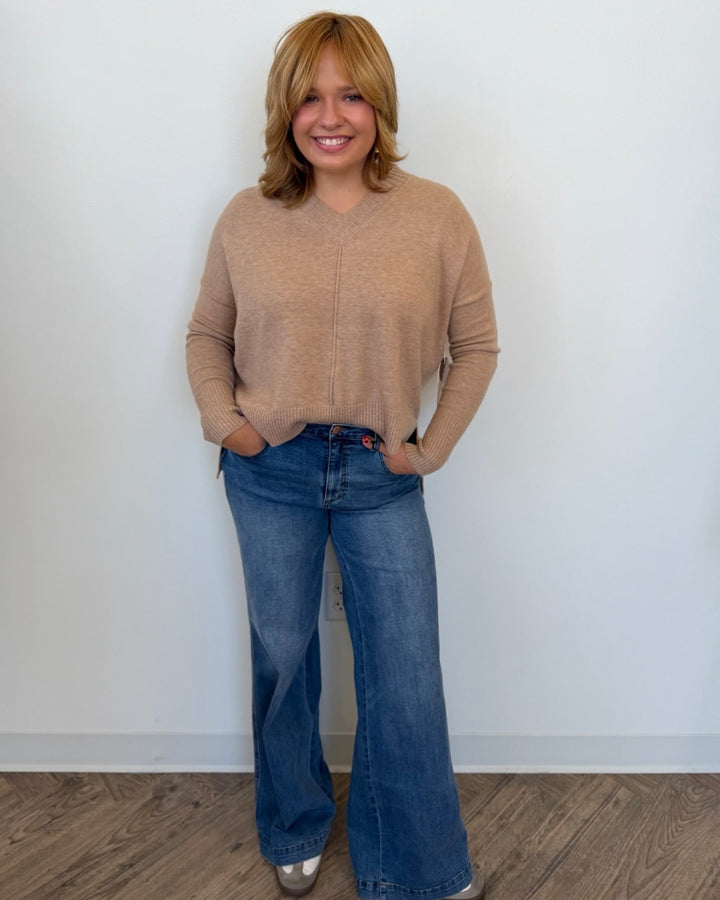 Gwyneth Sweaterlong sleeve knit