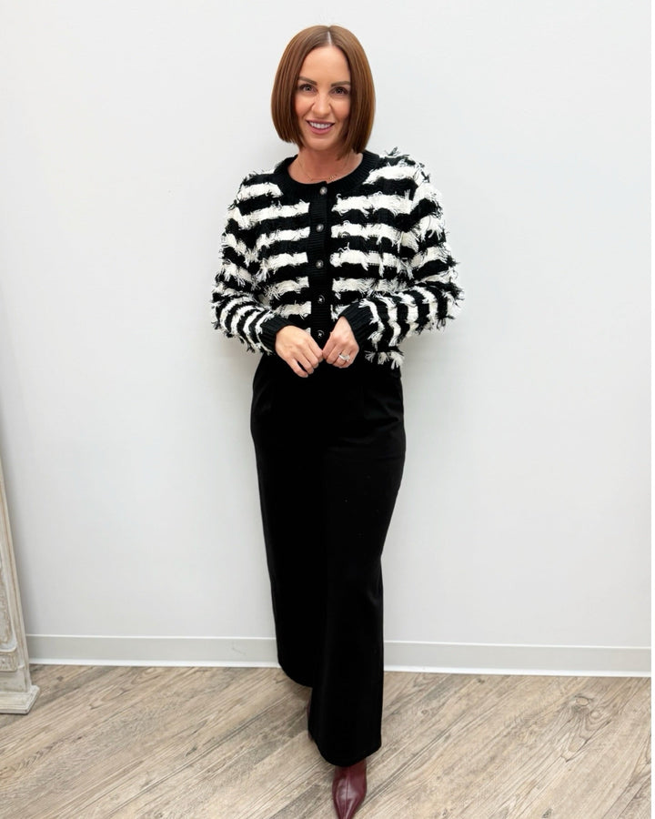 Holly Textured Knit Fringe CardiganLM8H63SR19