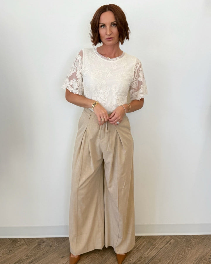 Jeff Wide Leg Darted Pantwide leg trouser