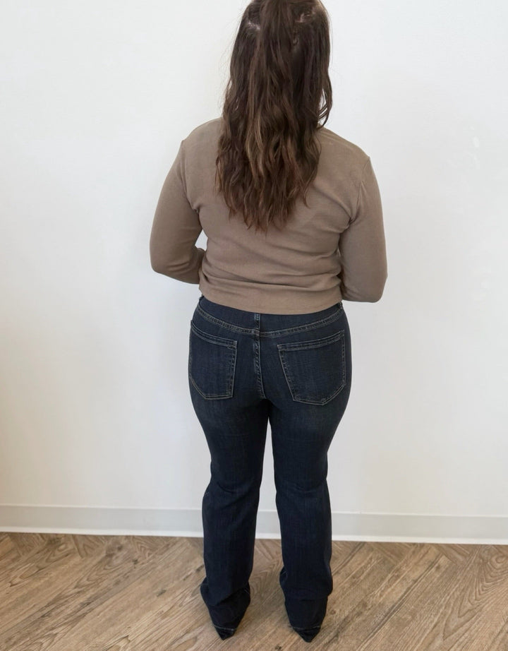 Leah Bootcut Jeans With Welt PocketsLM4369CH4