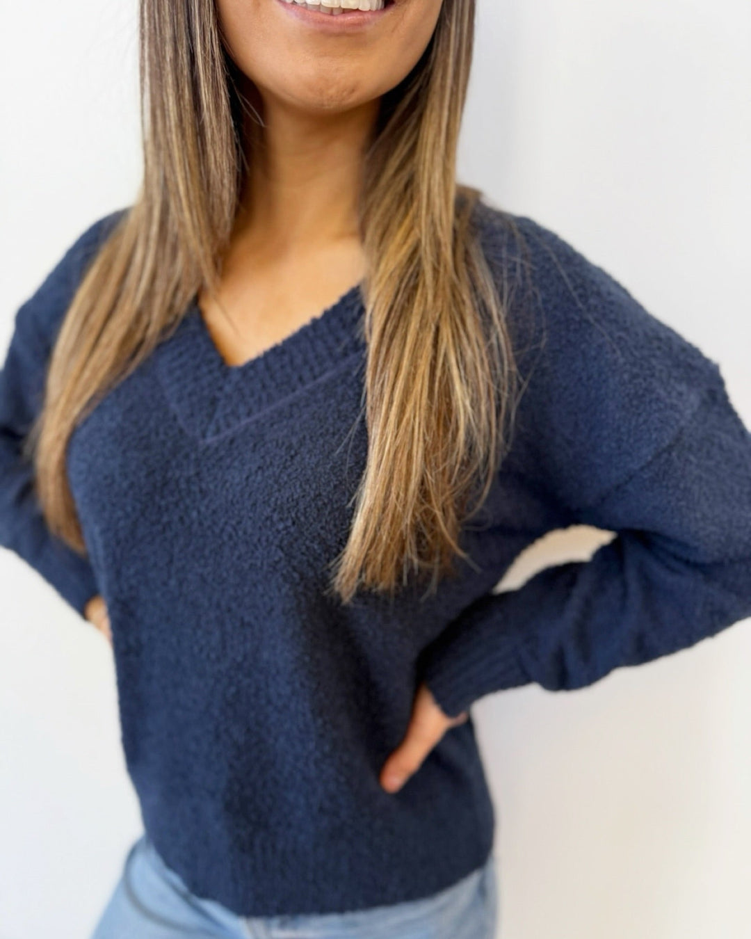 Lecia Long Sleeve V Neck Sweaterlong sleeve knit
