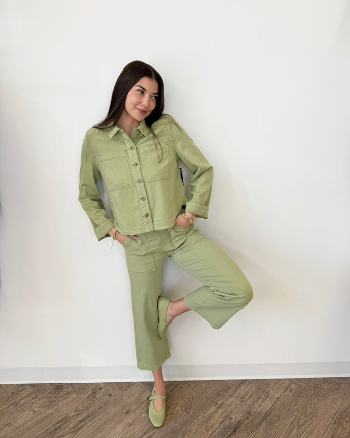 Liverpool High Waist Crop Wide Leg Utility PantsLM7B43QTA