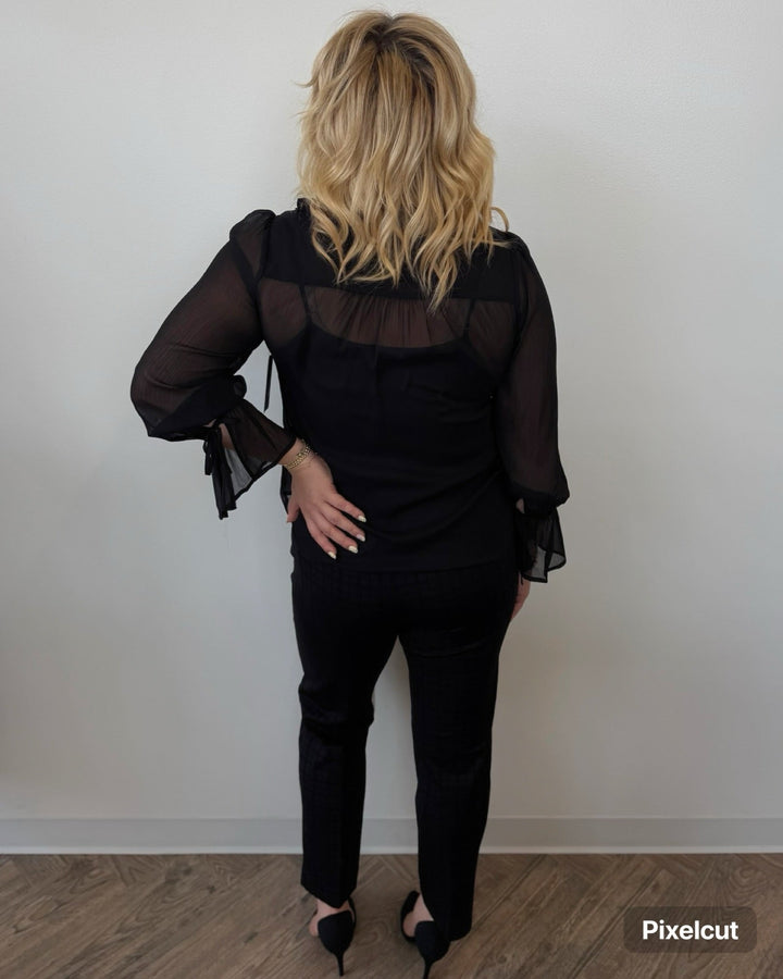 Liverpool Long Sleeve Ruffle Front Woven ShirtLM8K90PC