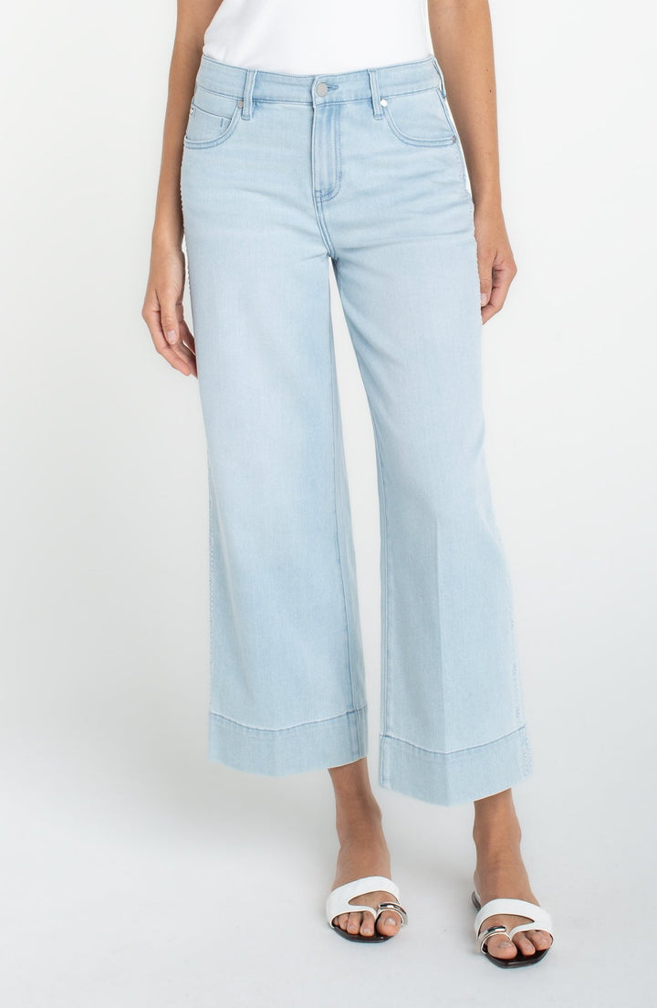 Liverpool Stride Crop Wide Leg with Embroidered Side SeamLM7A94SSL