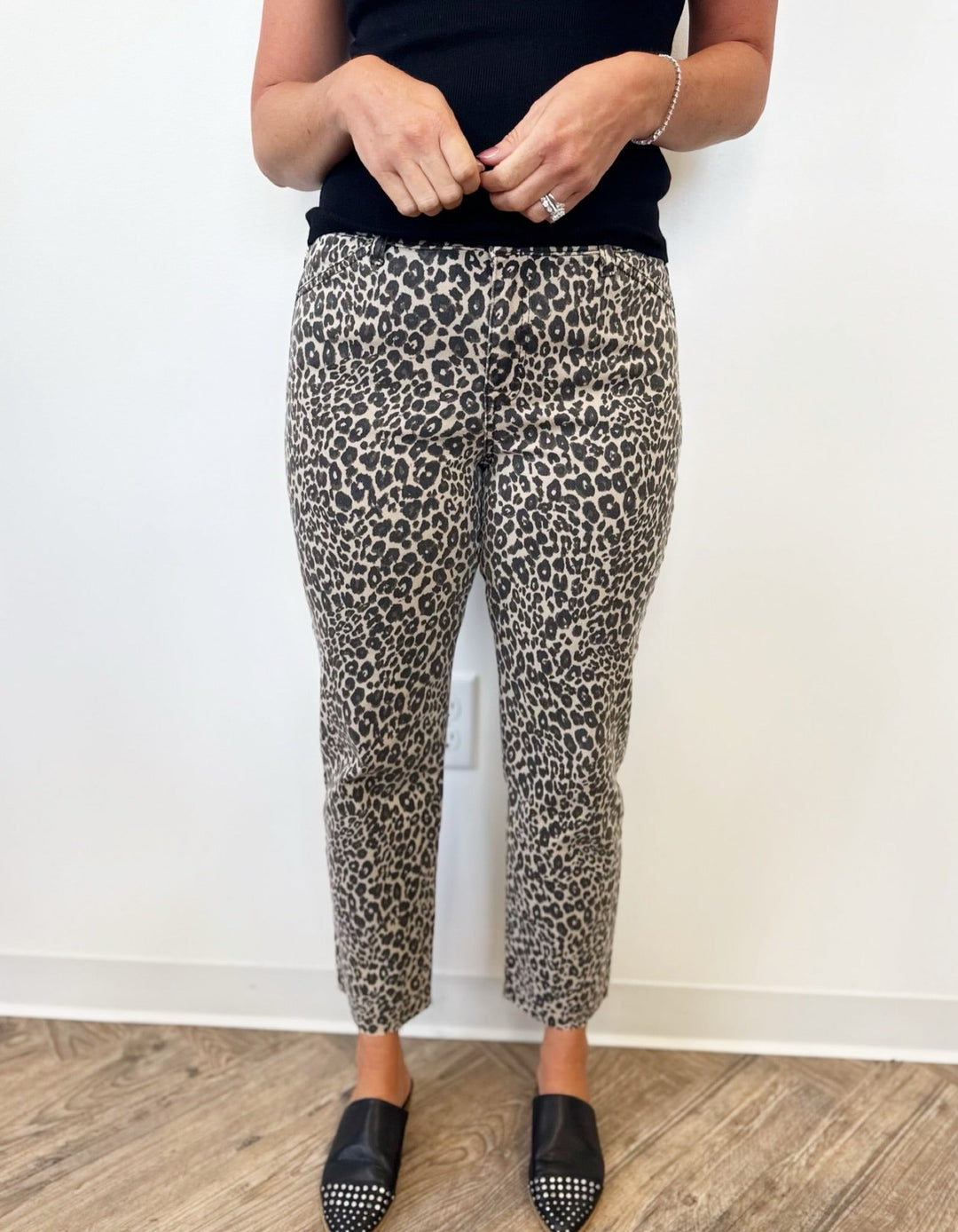 Mads Ankle Length Pant with Raw HemPant