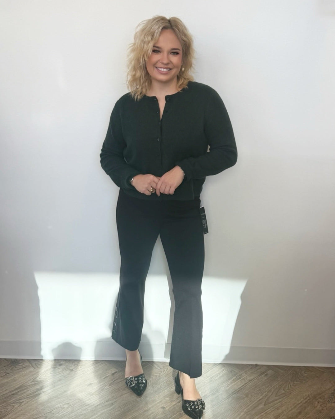 Maysa Crop Flare with Button DetailsLM4725M42