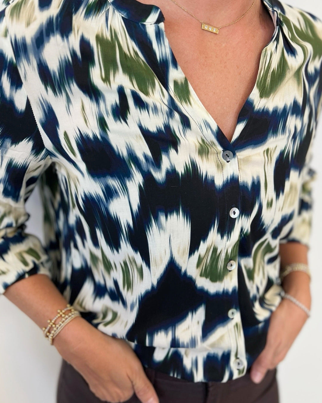 Melvina Shirred Button DownLM8D20WV8P66