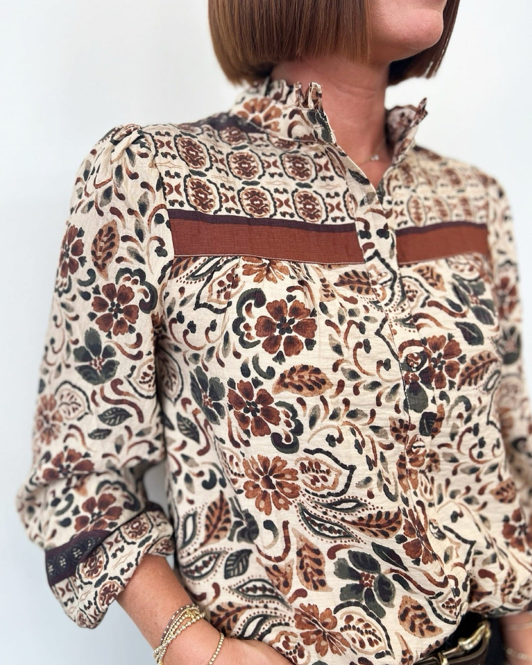 Mizoni Printed Blouse with Ruffle DetailsBlouse