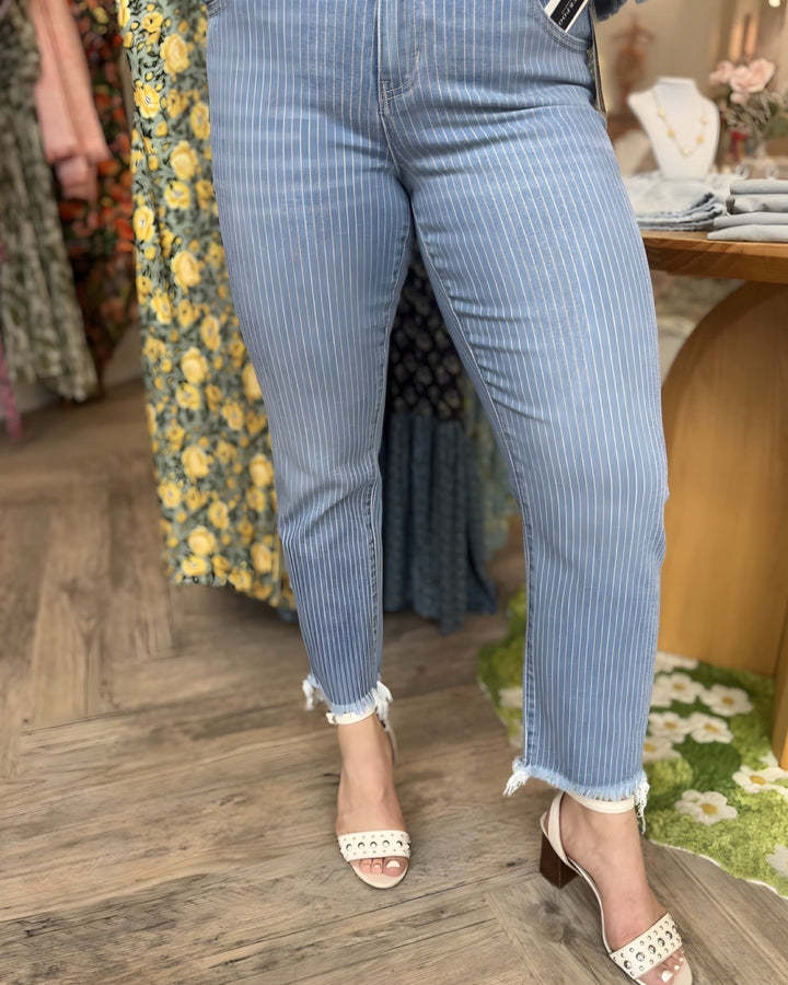 Noemi Non Skinny Skinny JeanJeans
