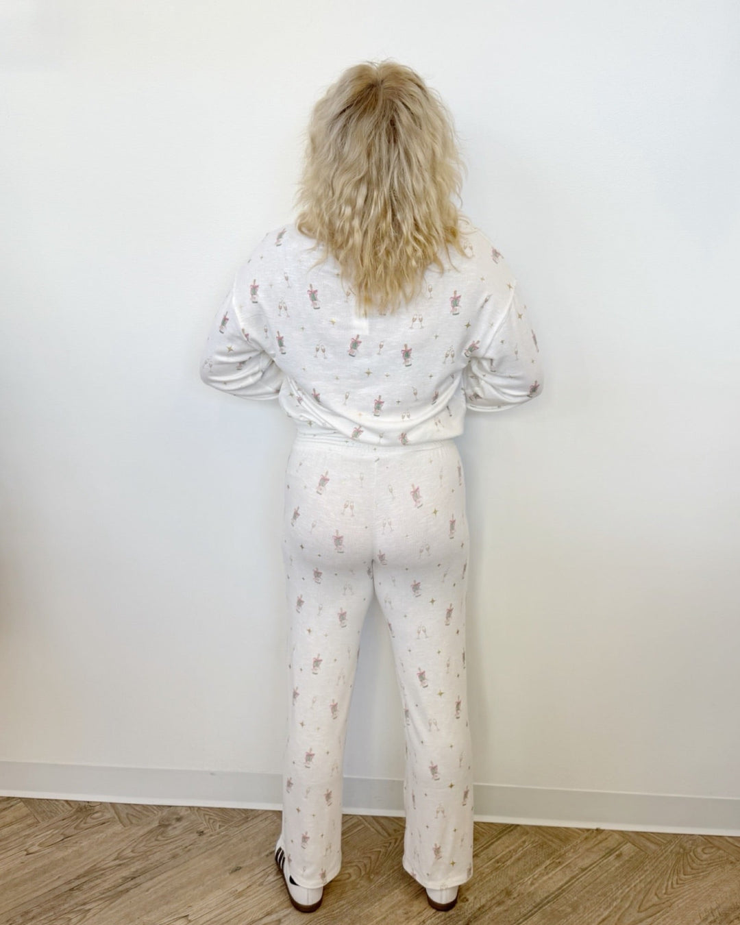 Popping Bottles Lounge Toplounge top