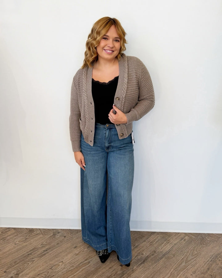 Richmond V-Neck Cardigancardigan