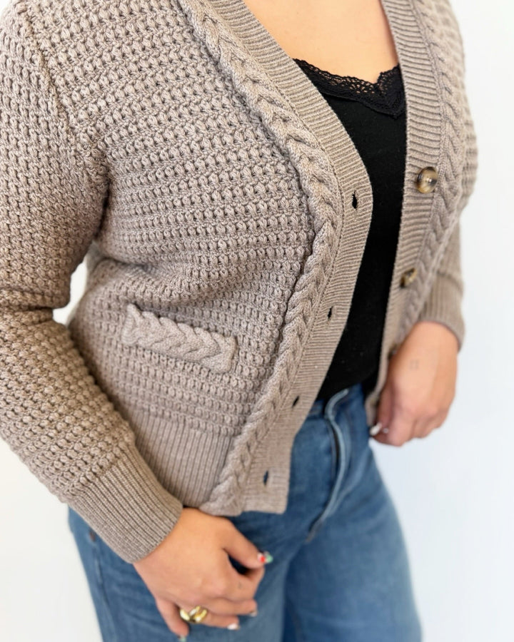 Richmond V-Neck Cardigancardigan