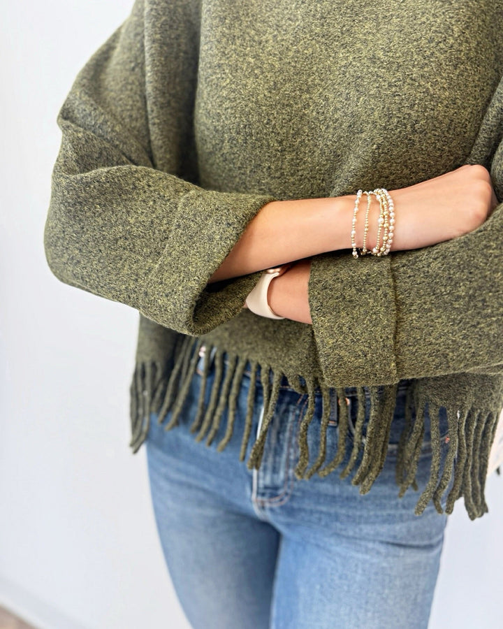 Sachi Long Sleeve Sweater with Fringe Hemlinelong sleeve knit