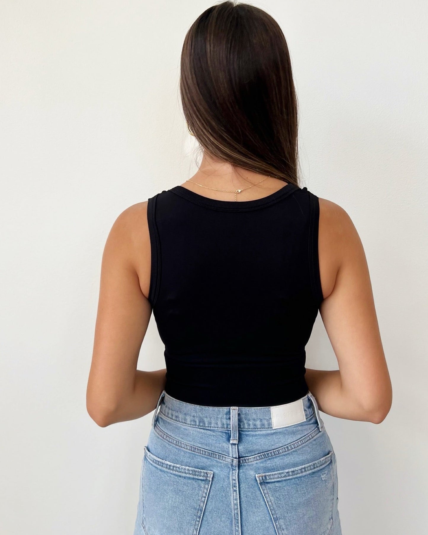 Tessa Scoop Neck Crop TopCropped Tank