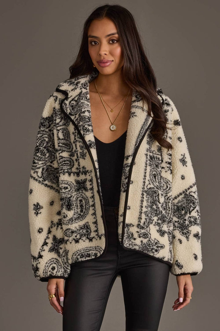 White &amp; Black Paisley Fleece CoatiganCoatiganCL-JK-1359