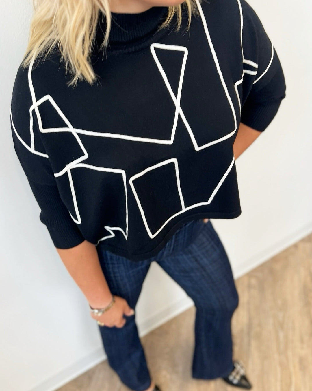 Wren Abstract Stitch Knit Topknit top
