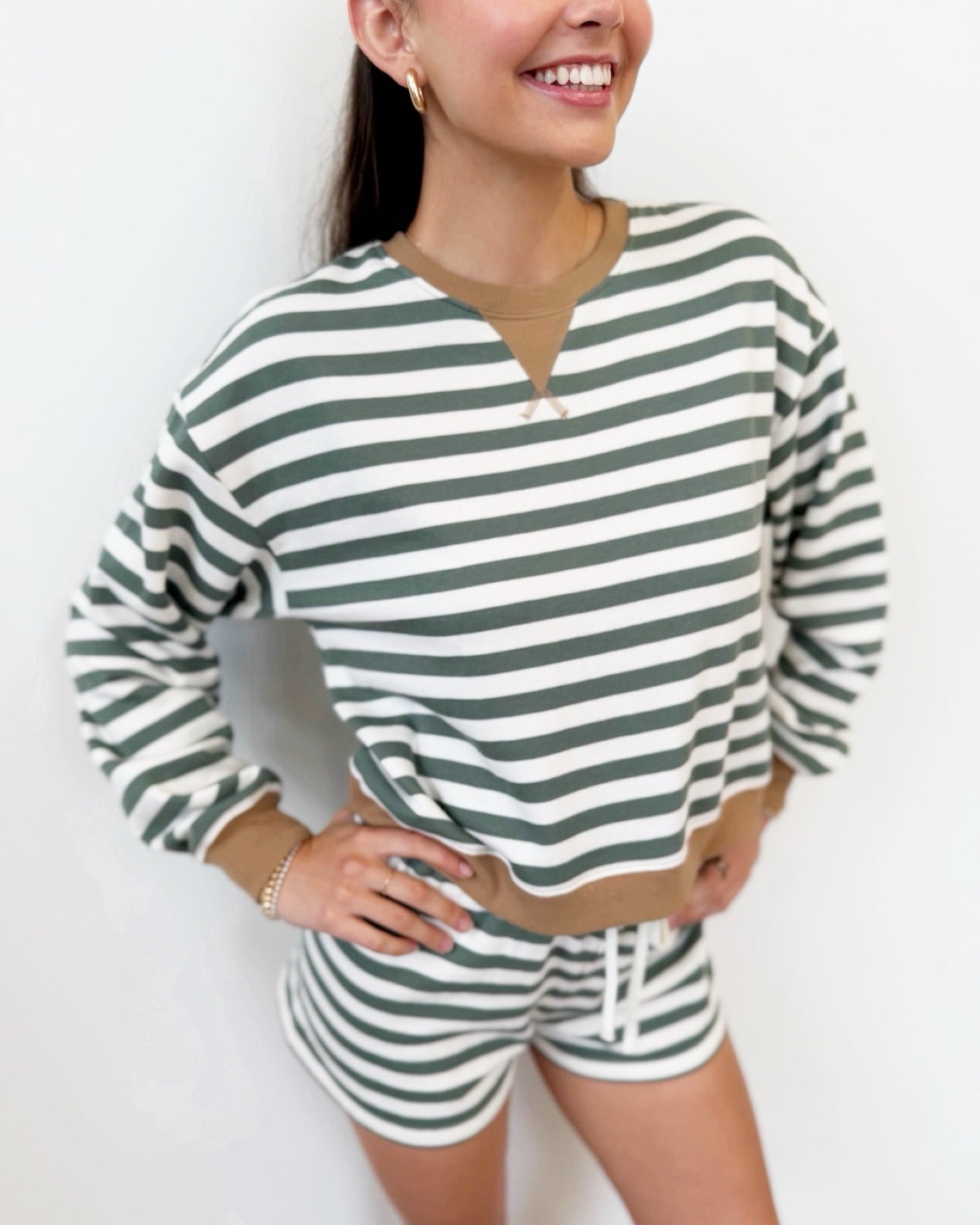 Z Supply Low Key Stripe Sweatshirtlong sleeve pullover