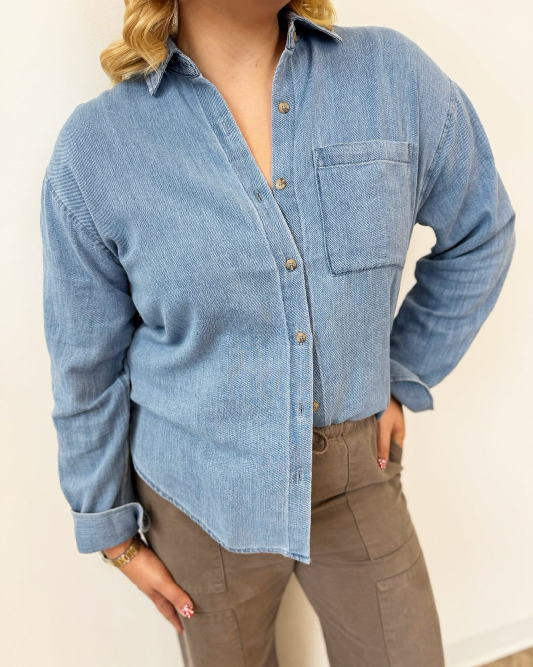 Z Supply The Perfect Twill Button Upbutton down shirt